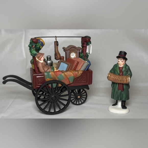 Department 56 Lot Of 3 Chelsea Market Monger Cart Mistletoe Curiosities Flower - Picture 6 of 11